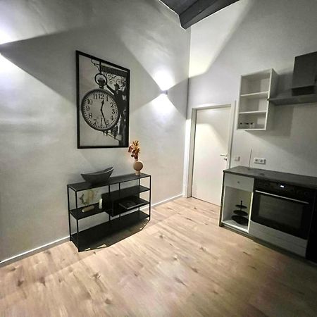 Heaven Homes - Doppelzimmer Mit Eigenem Bad Dusseldorf Bagian luar foto